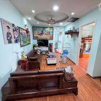 Bán gấp căn hộ tầng trung view văn quán, 2pn 2wc, nhà đẹp, SDU trần phú, hà đông