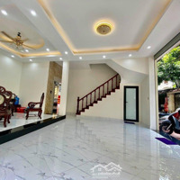 Nguyên Căn Ngọc Hà Vị Trí Đắc Địa 65M2X4Tmặt Tiền8M Nổi Bật, Đường To 2 Làn Oto Đỗ Cửa, Full Đh 19 Triệu/Th