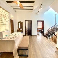 Chính Chủ Cho Thuê Mặt Tiền Đường Nguyễn Bỉnh Khiêm Quận 1