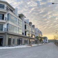 Flc Tropical Hạ Long. Ô Mặt Mương View Thoáng. 3 Bước Chân Ra Tới Biển. Giá 1Xtr/M2 (X Vừa Vừa)
