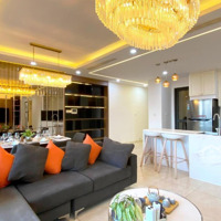 Chính Chủ Cần Bán Căn Góc 3 Ngủ Tòa C7 Rộng 100,3M2 View Nhìn Sân Vườn Bể Bơi Như Villa Ở Vin D''cap