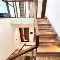 Bán Nhà Đẹp Hưng Thái, Phú Mỹ Hưng, 7X18M, Giá Bán 36 Tỷ Xem Nhà:0938602838 Nhân