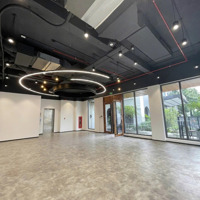 Cho Thuê Building Cư Xá Bắc Hảimặt Tiềnđường Cửu Long, Quận 10.Diện Tích8X18M Hầm Trệt 4 Lầu Tmay, Giá 120 Triệu