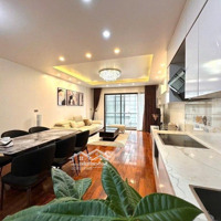 Hoàng Cầu- Ngõ Giếng - Đống Đa-Diện Tích68M2 Xmt 4,3M- Giá Bán 16,6 Tỷ- Oto Qua Nhà- Gần Quận Uỷ,Hồ Đống Đa