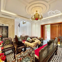 Bán Gấp Căn Bt Đơn Lập Vinhomes Riverside, View Vườn Hoa, Có Bể Bơi Siêu Vip. 0966275665