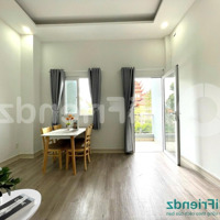 Căn Hộ 1 Phòng Ngủban Công Full Nội Thất, Máy Giặt Riêng, Mặt Tiền, Ngay Sát Queen Plaza Kỳ Hoà