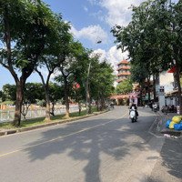 Phòng Lầu 2 View Triệu Đô Bờ Kè Trường Sa