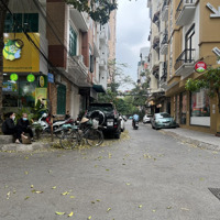 Phân Lô, Ôtô Tránh, Huỳnh Thúc Kháng Kéo Rài, Đống Đa, Sát Phố Nguyễn Chí Thanh, 45M*4T*15.8 Tỷ.