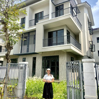 Bán Nhà Biệt Thự Centa Riverside, Đường Hữu Nghị, Phường Phù Chẩn, Từ Sơn, Bắc Ninh, 11,2 Tỷ, 180M2