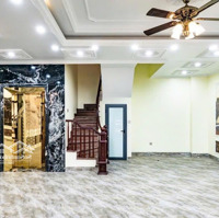 Siêu Phẩm An Khánh - Tòa Nhà 7 Tầng Thang Máy - 120M2 - Vỉa Hè Rộng - Ô Tô Tránh - Giá 2X Tỷ