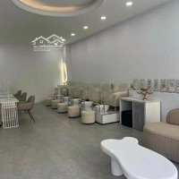 Chính Chủ Cho Thuê Nhà Nguyên Căn Đường Sư Vạn Hạnh, Phường 12, Quận 10. Sd~360M2 4 Tầng Giá 46 Triệu