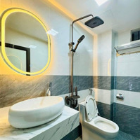 Ô Tô Morning Đỗ Cửa Bán Nhà Phố Tư Đình, Long Biên 5 Tầng Về Ở Luôn Giá Bán 7 Tỷ Có Thương Lượng