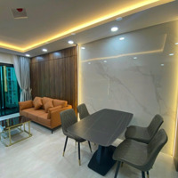 Cho Thuê Căn Hộ 2 Phòng Ngủdelasol Nội Thất Cao Cấp Giá 23 Triệu/M . Liên Hệ: 090.5555.635