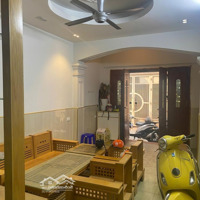 Bán Nhà Riêng Tại Xuân Thủy, 13,6 Tỷ, 42M2, Hàng Hiếm Giá Tốt