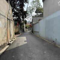 Chỉ 2.x tỷ đất sát Vin, ô tô vào, ngõ thông, vị trí đẹp: 0828218468