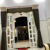 Kẹt Tiền Bán Gấp Nhà Đẹp (Dt Đất: 175M2) Ngay Thị Trấn Tân Túc - Ubnd Huyện Bình Chánh. Giá: 8 Tỷ