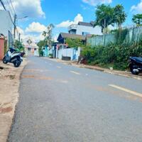  2 lô đất mặt tiền Nơ Trang Gưh, trung tâm TP BMT – đối diện trường học, giá chỉ 3,x 