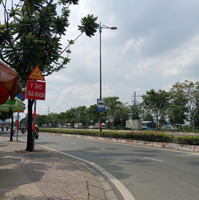 Bán Nhà Mặt Tiền Kinh Doanh _ Đường Phạm Văn Đồng _ 124M _ Giá Bán 15,8 Tỷ