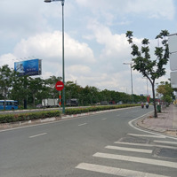 Bán Nhà Mặt Tiền Kinh Doanh _ Đường Phạm Văn Đồng _ 124M _ Giá Bán 15,8 Tỷ