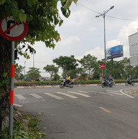 Bán Nhà Mặt Tiền Kinh Doanh _ Đường Phạm Văn Đồng _ 124M _ Giá Bán 15,8 Tỷ