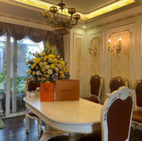 Gia Đình Bán Căn 5 Ngủ 180M2 Tại Star Tower 283 Khương Trung, Tòa B, Ban Công Tây Nam, Sổ Đỏ