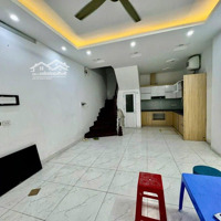 Duy Nhất 1 Nhà Đường Láng Đống Đa Lô Góc Ngõ Ba Gác Thoáng Sáng 5T 40M2Mặt Tiền4.5M Đủ Nội Thất Ở Luôn