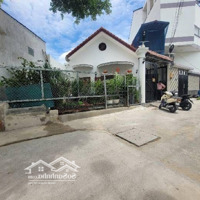 Bán Biệt Thự Sân Vườn 2 Mặt Tiền _ Ven Sông Đường Phạm Văn Đồng _ 185M _ Giá Bán 18 Tỷ