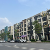 Chính Chủ Gửi Bán Nhanh Căn Liền Kề Kinh Doanh Tốt . Đối Diện Là Chung Cư Cao Cấp, Đông Đúc.