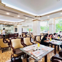Siêu Phẩm Mặt Phố - Kinh Doanh Bất Chấp - Vỉa Hè Đôi Siêu Rộng Thoáng - 3 Thang Máy