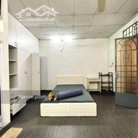 Chdvhẽm Xe Hơikhu Vip Lê Văn Sỹ, Phường 12, Quận 3 - 4.5*17, 5 Tầng, 8 Phòng - Thu Nhập 60 Triệu/T