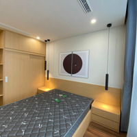 Cho Thuê Căn Hộ Hà Nội Center Point, 3 Phòng Ngủ, Giá 15 Tr/Th. Liên Hệ: 0911.400.844