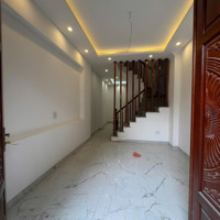Cần Bán Nhà Phượng Đồng 31,M2 - 3T, 3 Phòng Ngủtrục Ô Tô Tránh.