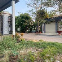 Cần Bán Đất Ở T.p Bến Tre Cách Chợ Phú Hưng 500M / Diện Tích: 100M2 Thổ Cư Toàn Bộ, Shr Giá Bán 535 Triệu.
