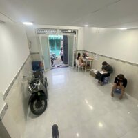 Nhà rộng ô tô đỗ cửa, Phú Thọ Hòa gần UB Quận, 3.9 tỷ