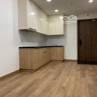 Cho Thuê 61M1 - 2 Phòng Ngủ 1 Vệ Sinhmizuki Park, Có Máy Lạnh. Ở Ngay. 0904055148