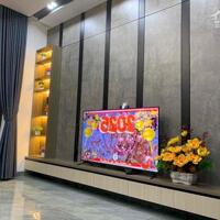 Cc cần bán gấp nhà 3 tầng MT KD VIP đường Hoà Mình 14, giá chỉ nhỉnh hơn 5 tỷ.
