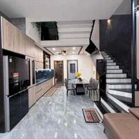 Cc cần bán gấp nhà 3 tầng MT KD VIP đường Hoà Mình 14, giá chỉ nhỉnh hơn 5 tỷ.