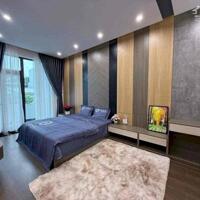 Cc cần bán gấp nhà 3 tầng MT KD VIP đường Hoà Mình 14, giá chỉ nhỉnh hơn 5 tỷ.