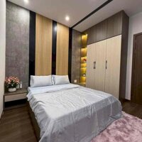 Cc cần bán gấp nhà 3 tầng MT KD VIP đường Hoà Mình 14, giá chỉ nhỉnh hơn 5 tỷ.