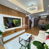 Chung Cư Cao Cấp 3 Ngủ 90M² - Lô Góc - Vị Trí Trung Tâm Cầu Giấy - Mặt Đường Thành Thái.