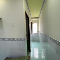 Cần bán 300m2 đất có sẵn nhà cấp 4 còn mới lô 2 đường Đặng Văn Lãnh - Phan Thiết ô tô tận nơi.