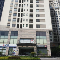 Cho Thuê Văn Phòng Hong Kong Tower 243A Đê La Thành,Diện Tíchlinh Hoạt Từ 100 - 1000M², Giá Chỉ 120K/M²