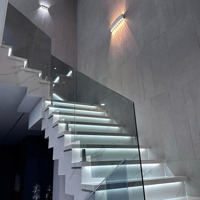 Cơ Hội Hiếm Bán Nhà Phố Lê Thanh Nghị, Hai Bà Trưng, 80M² Vừa Ở Vừa Kinh Doanh, Giá Cực Tốt!