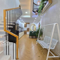 Nhà Đẹp - Mới 100% - Ngay Trung Tâm Thủ Dầu Một