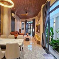 Bán nhà Phố Quận 7 - Diện tích: 4x15m - Giá bán: 6 tỷ 450 triệu