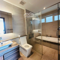 Hot - Cho Thuê Căn Hộ Sarica 2 Phòng Ngủ-107M2 Chỉ 32 Triệu/Tháng - Nhà Full Nội Thất