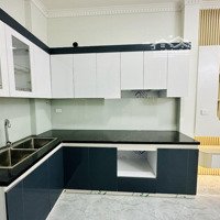 Bán Nhà Tân Kai, Hoàng Mai,Diện Tích34M X 5Tầng, Giá Bán 6,3Tỷ, Nhà Mới Kính Koong, Full Nội Thất, Gần Phố