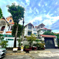 Bán Biệt Thự Hoa Hồng, Bảo Vệ 24/7 Đường 12 Trần Não, An Khánh Quận 2 - 10X30M Nhà 4 Tầng