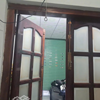 Nhà Mặt Tiền 8.4 M,Sân Đậu Ô Tô
