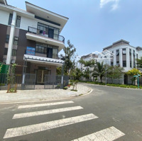Căn Góc 2 Mặt Tiền 8X15M Xây 1T2L, Kế Vinhomes Hóc Môn, Shr Hỗ Trợ Trả Góp, Nhà Mới Hoàn Công